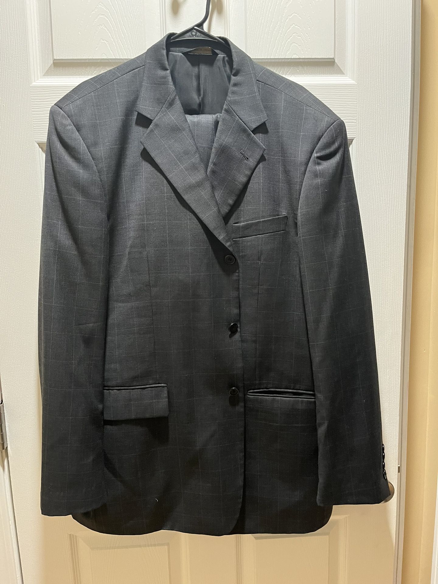 Men’s Suit