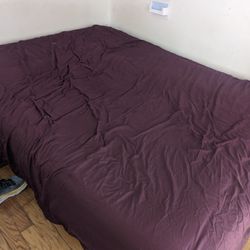 Queen Size Memory Foam Mattress And Remote Adjustable Bedframe 