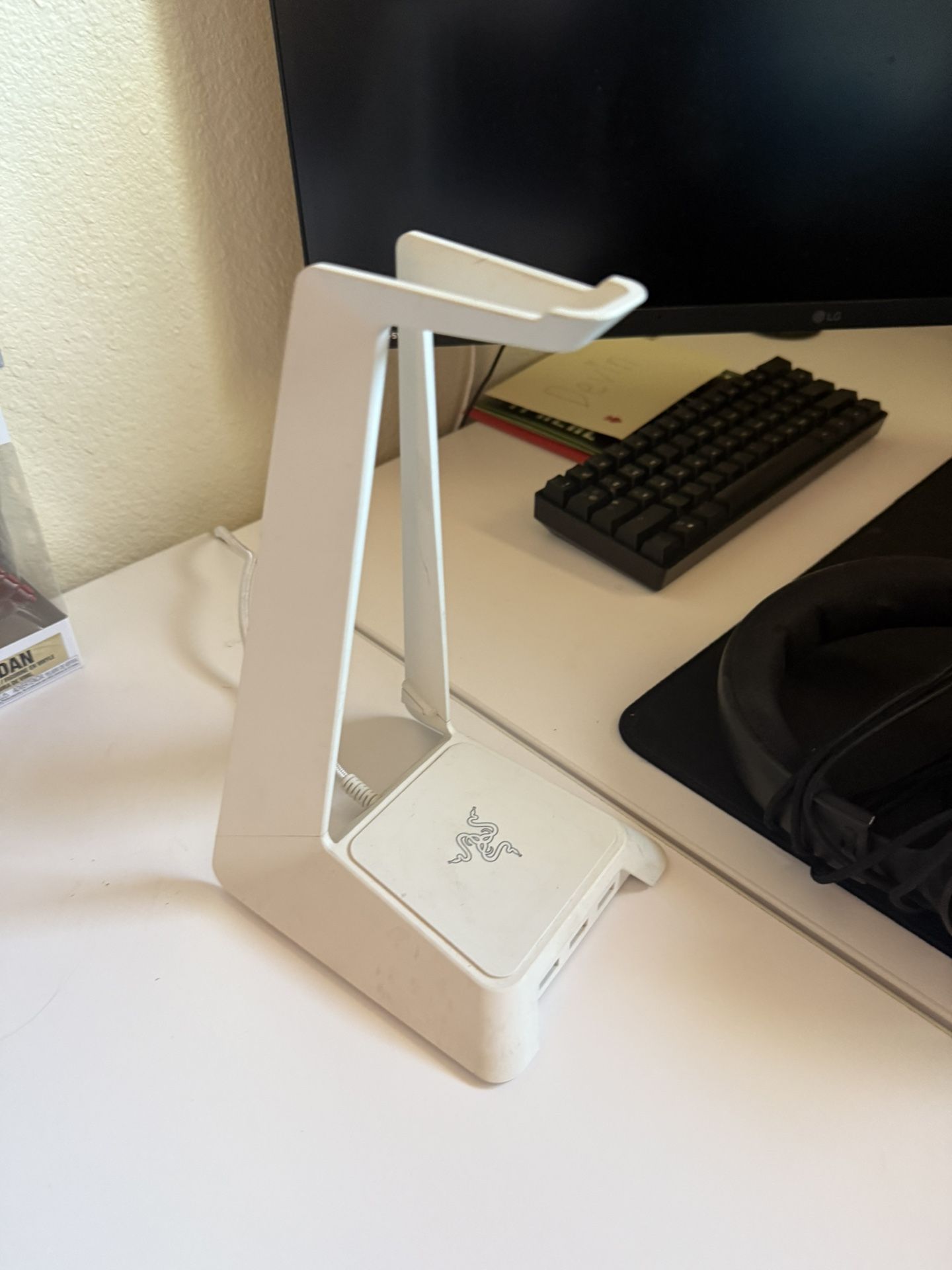 Razer Base Station V1