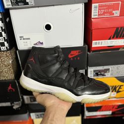 Jordan 72-10 11s size 10 USED But Clean