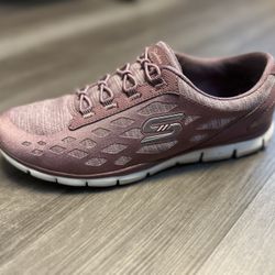 Sketches US 9 Very Comfy, 