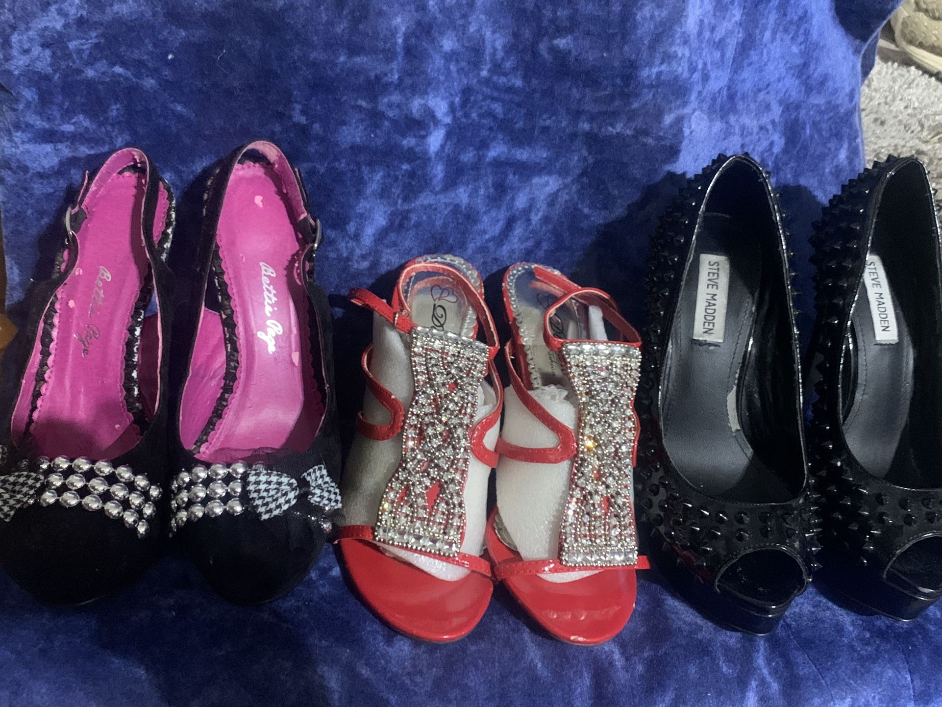 3 Pairs High Heel Shoes 