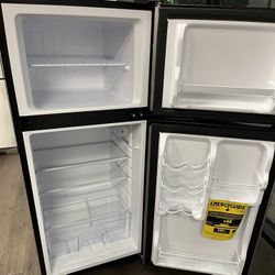 NEW MINI FRIDGE TOP FREEZER
