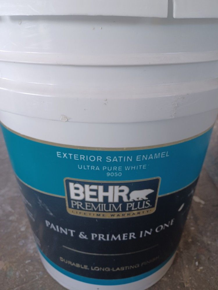 5 Gallons Exterior Satin Light Beige Paint