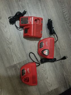 Milwaukee M18/12 Chargers