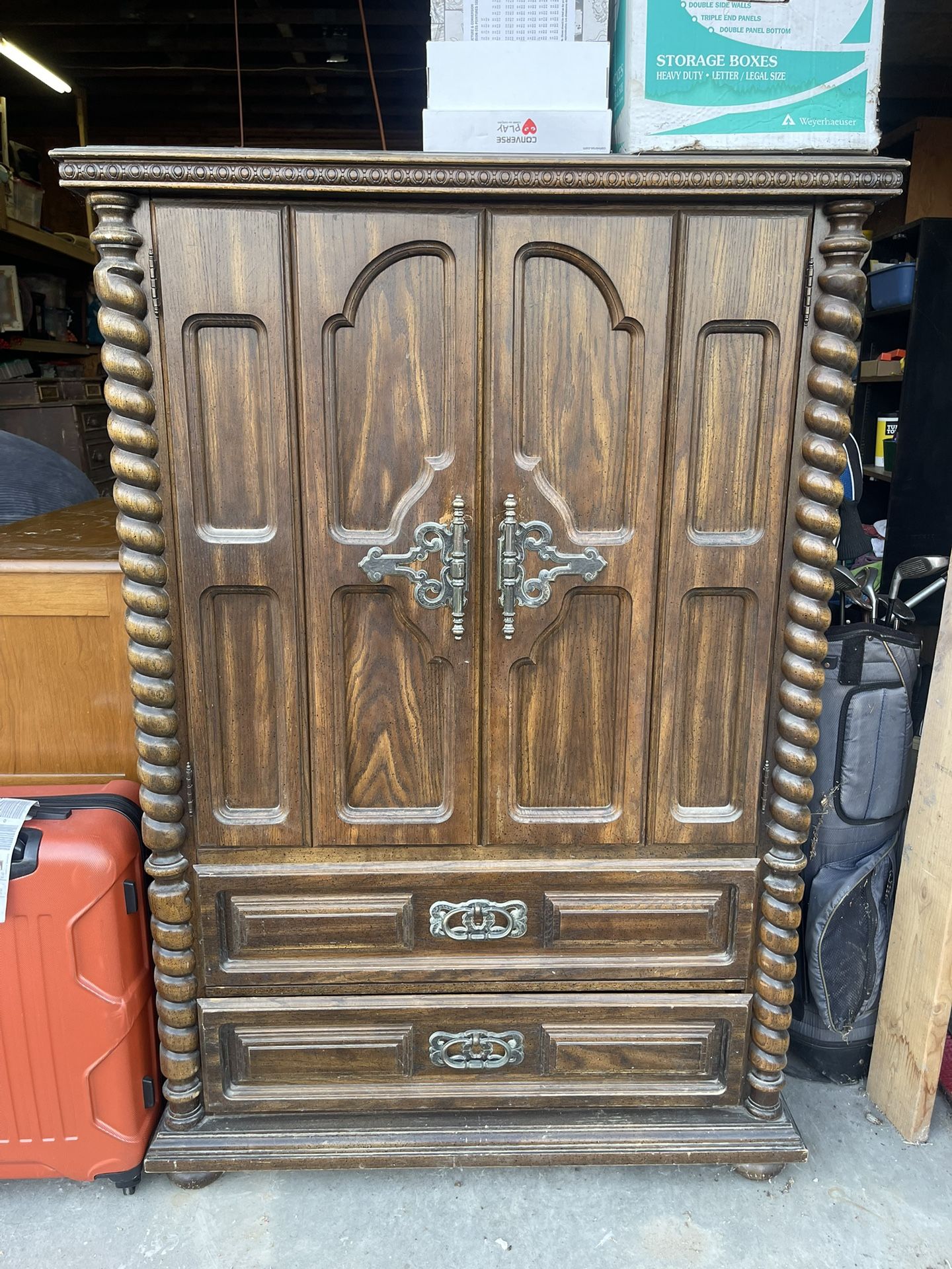 Armoire / dresser / wardrobe + mirror