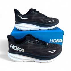 Hoka One One Clifton 9 Men’s 8.5 D Running Shoes 1132210 Black New In The Box