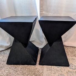 Side Tables 