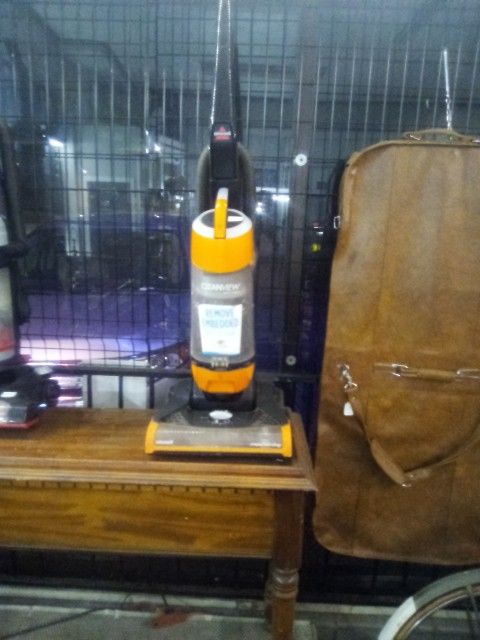 Bissell Vacuum Cleaner