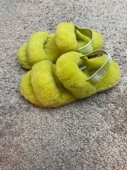 Girls ugh sandals