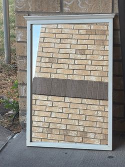 White Framed Wall Mirror with Crown Molding Top