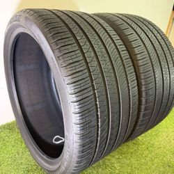 U815  315 30 22 107W  Pirelli Pzero  2 Used Tires 80% Life 