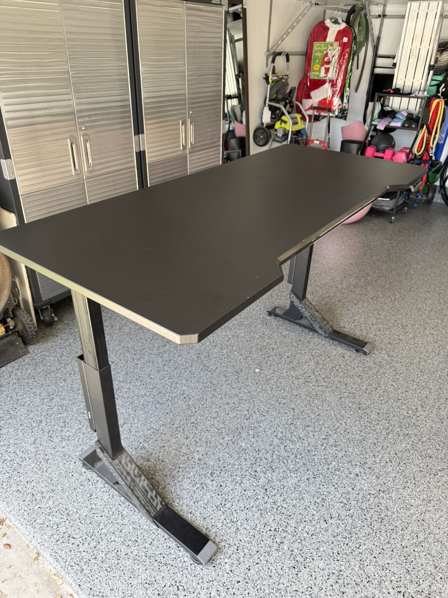 Electric Office Desk - Adjustable Height
