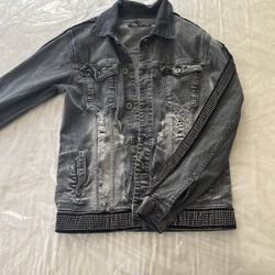 Focus Denim Outfit