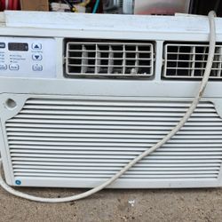 GE In Window AC Unit