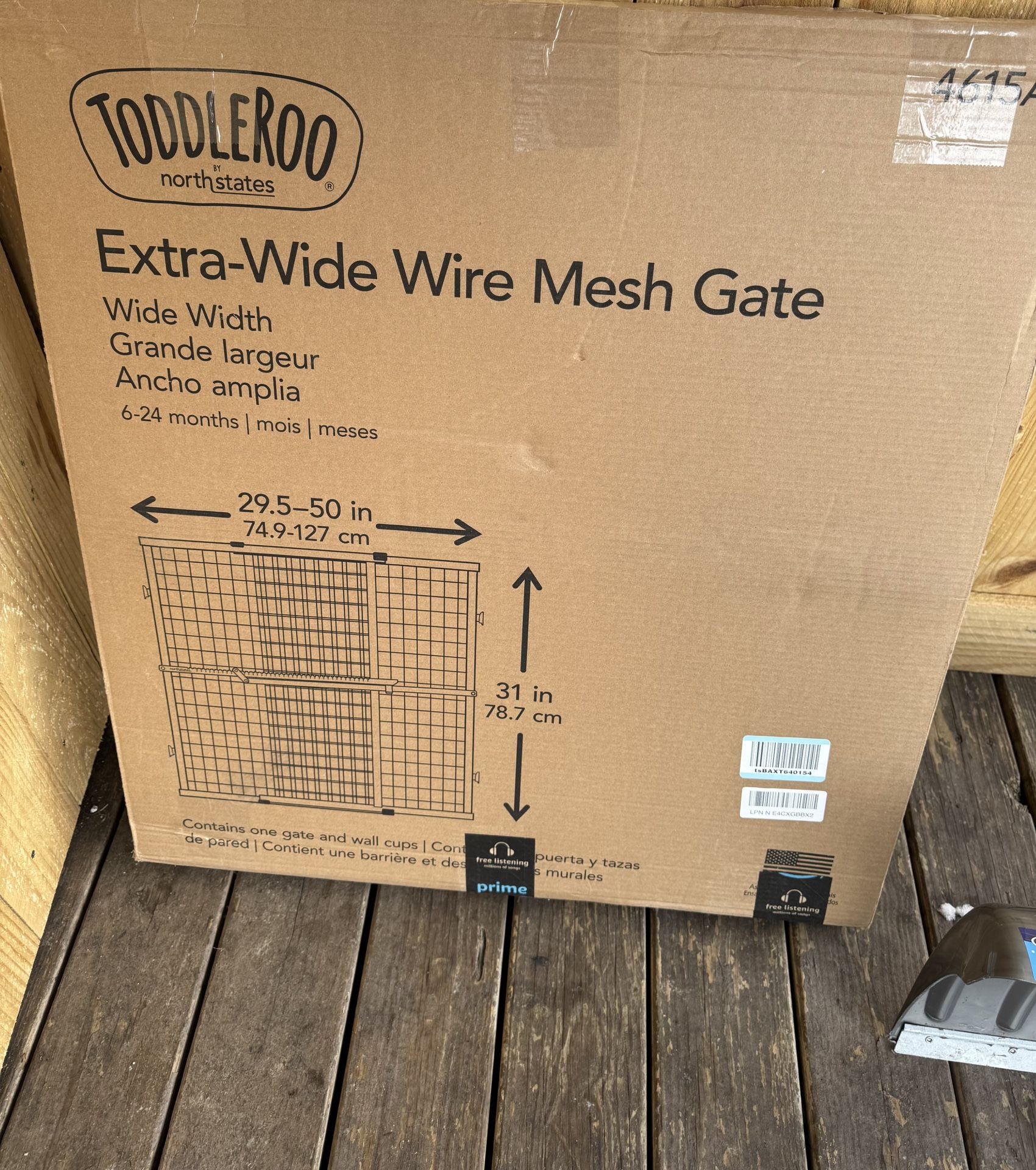 Wire mesh gate (new) (Read ad before messaging)
