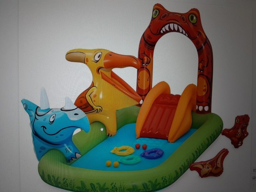 Bestway Inflatable Water Play Center