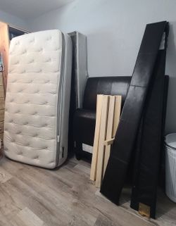 Twin leather sleigh bed 450