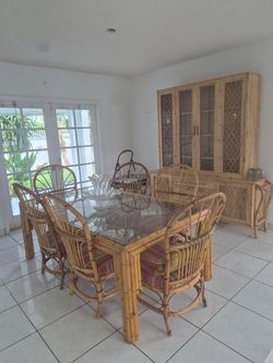 Home furniture must go asap