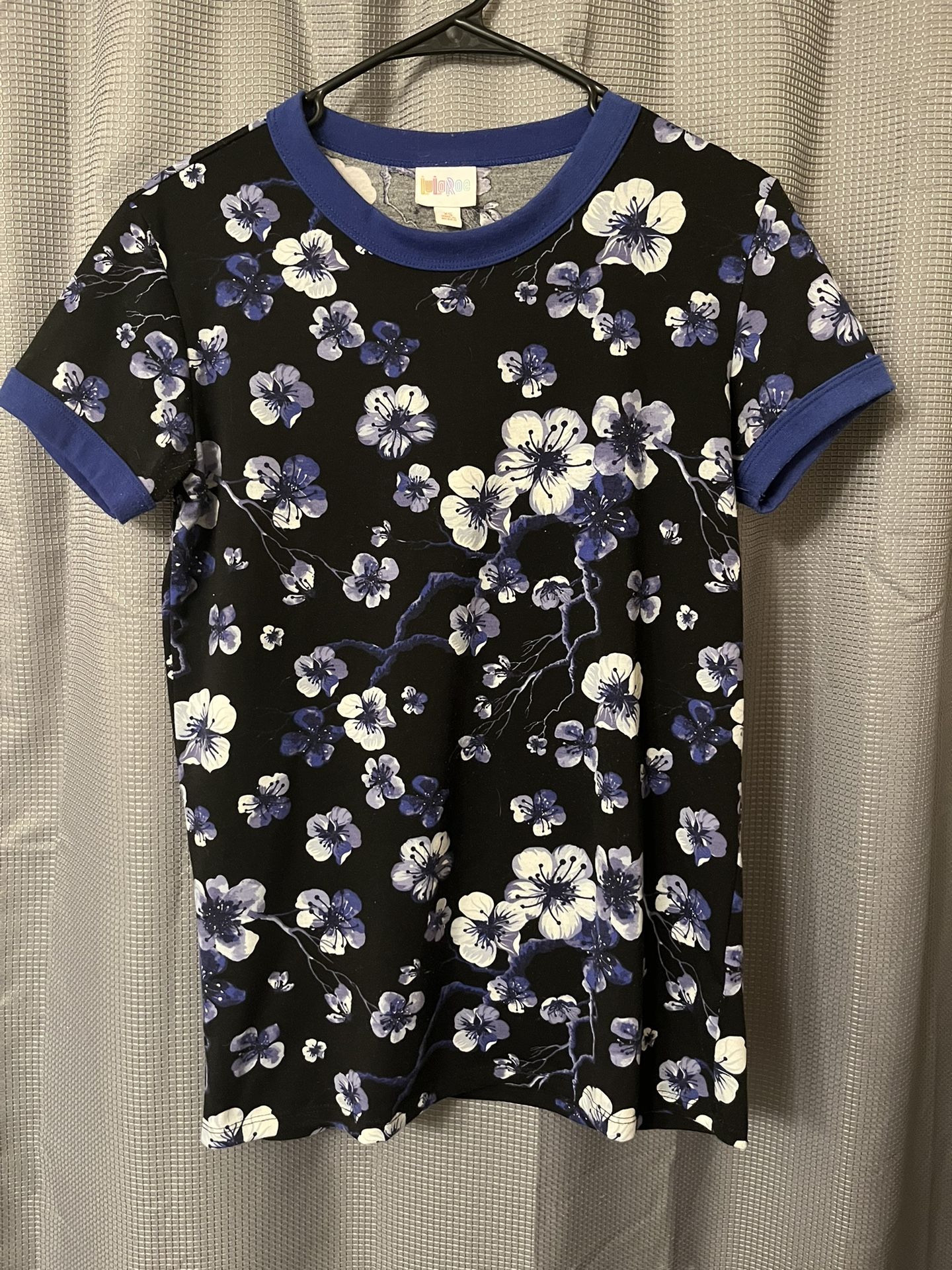 Lularoe Floral Print Shirt