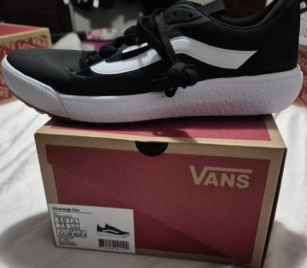 Ultrarange Exo Vans
