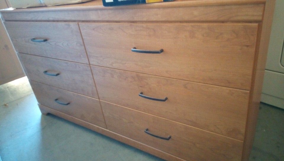 Dresser 