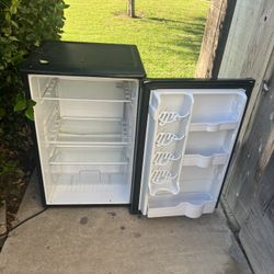Refrigerator In Good Condition 