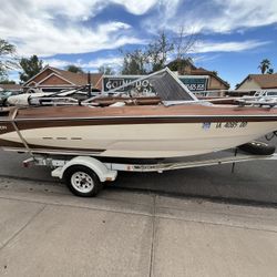 77 Glastron