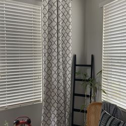 Indoor/outdoor Curtain Panels