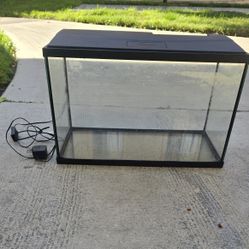 10 Gallon Aquarium 
