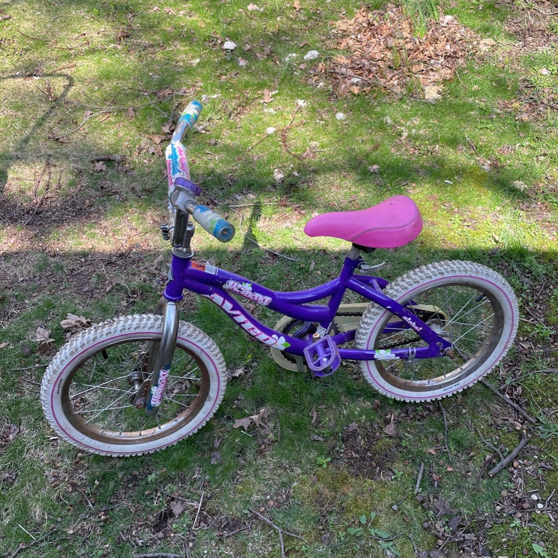 Avigo Girls Bike