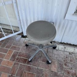 Short Beige/ Gray Stool
