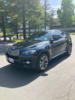 B M W - X6 2012 5.0i LOW MILEAGE