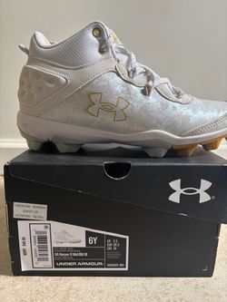 Under Armour Harper 8 Mid RM JR Baseball Cleats