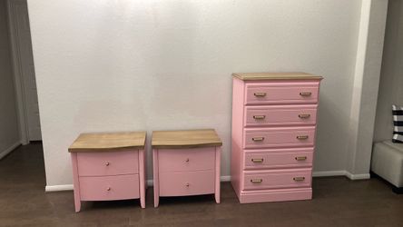 Pink girls tall dresser night stands 3 piece set