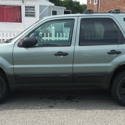 2005 Ford Escape 3.0