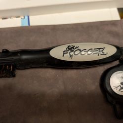 Frogger BrushPro Golf Club Cleaner