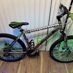 Trek 3500 Mountain Bike