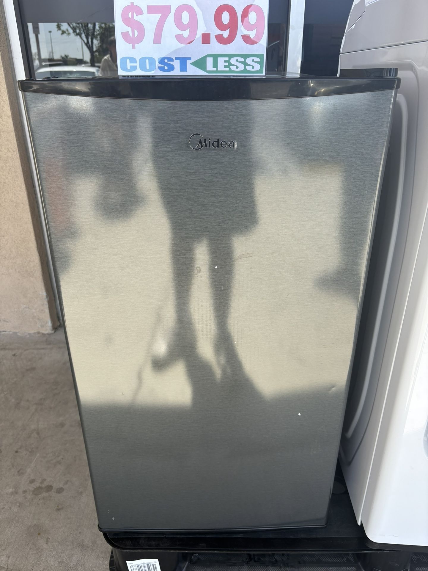Mini Fridge 3 Level Midea