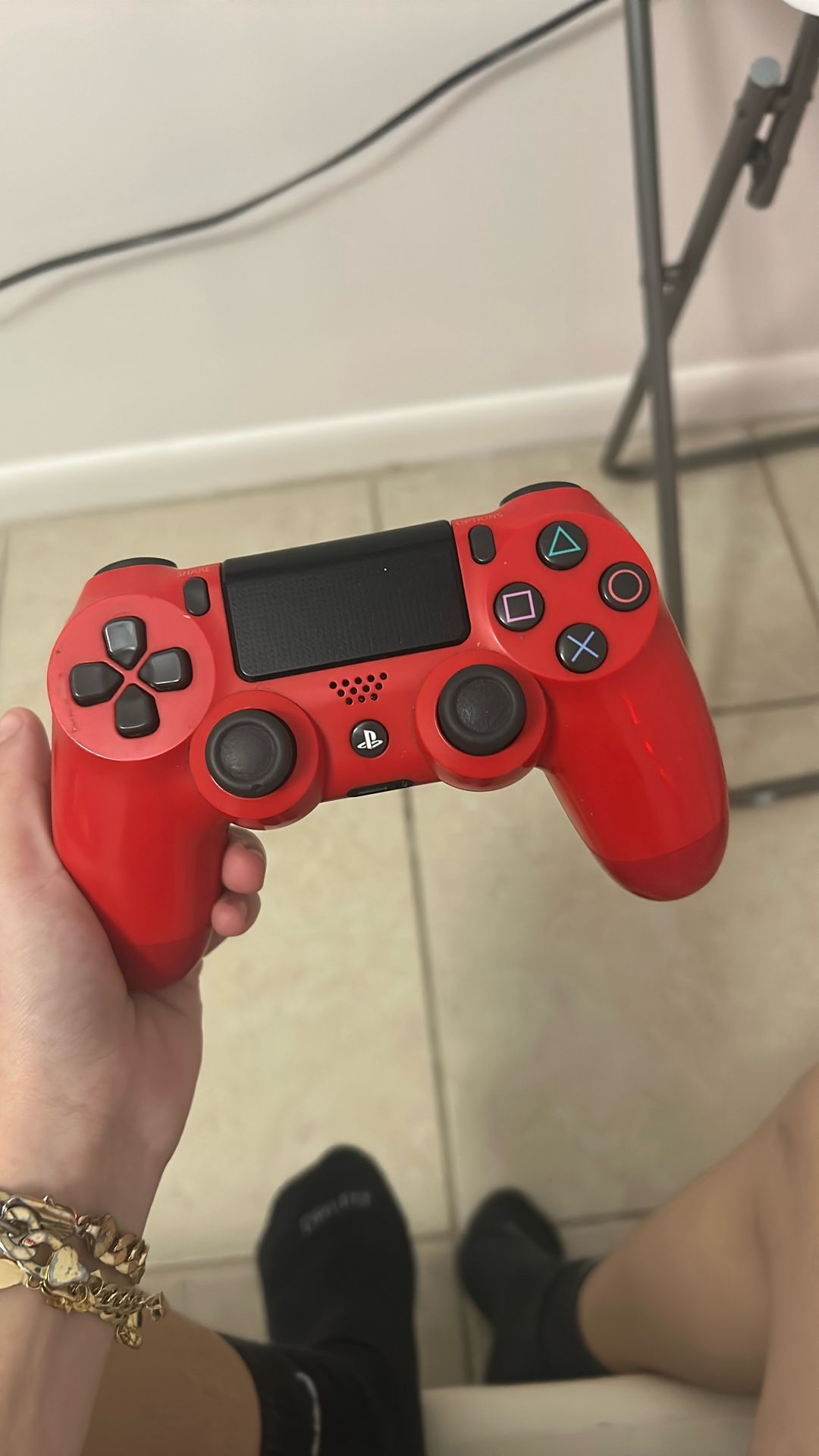 Ps4 and controller