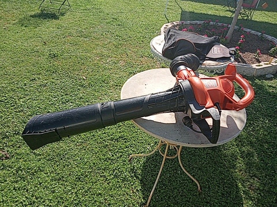 black decker electric leaf blower works