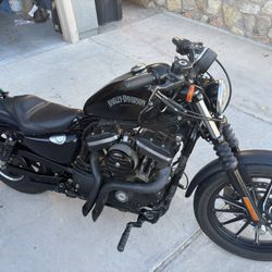 2017 Iron 883 Harley Davidson