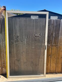 Sliding screen door