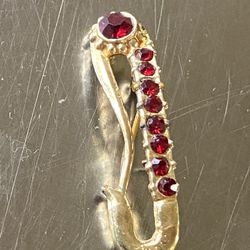 Red Chaton Crystal Rhinestone Bar Pin Brooch Women's