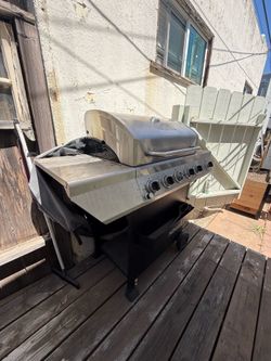 Nexgrill 5-Burner Propane Grill