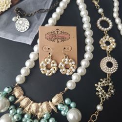 Plunder Jewelry Lot