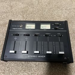 Realistic Analog Mixer with VU meter