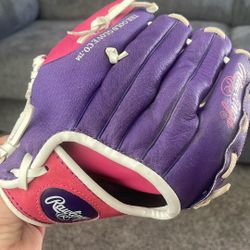 Girls Baseball Mitt