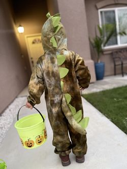 Costume