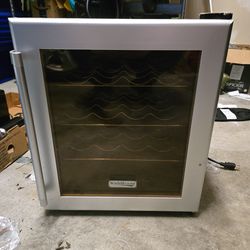 12 bottle wine fridge